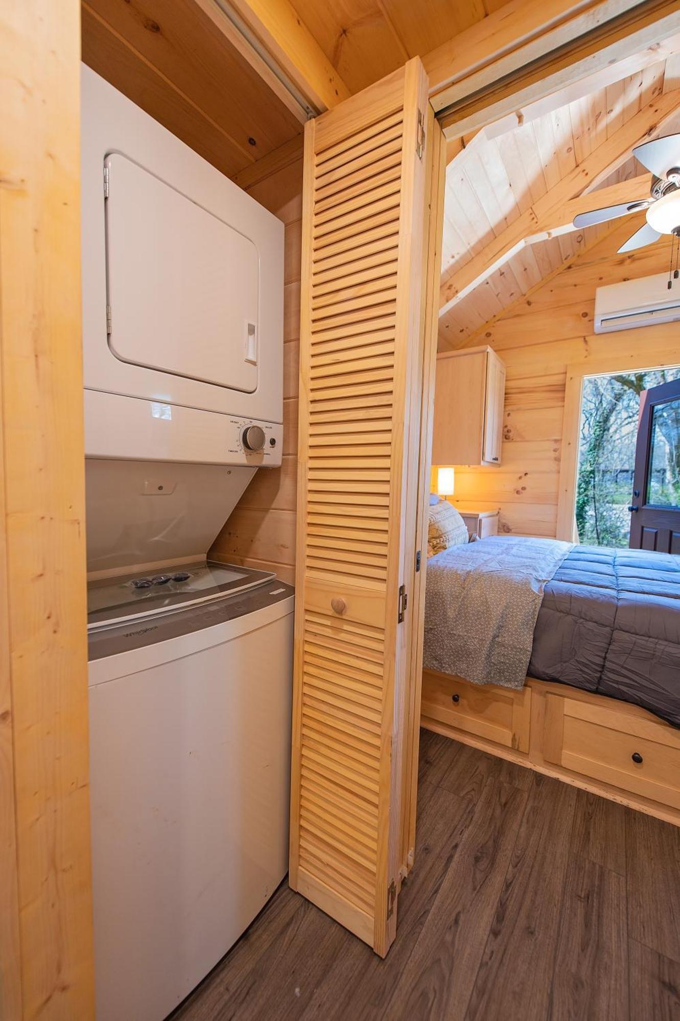 Tiny Cabin Village Private Hot Tub Lynda Cabin Τσαττανούγκα Εξωτερικό φωτογραφία